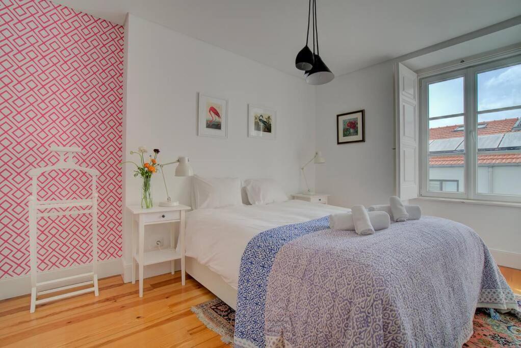 Tracey & Neill's Place In Principe Real * Lisboa