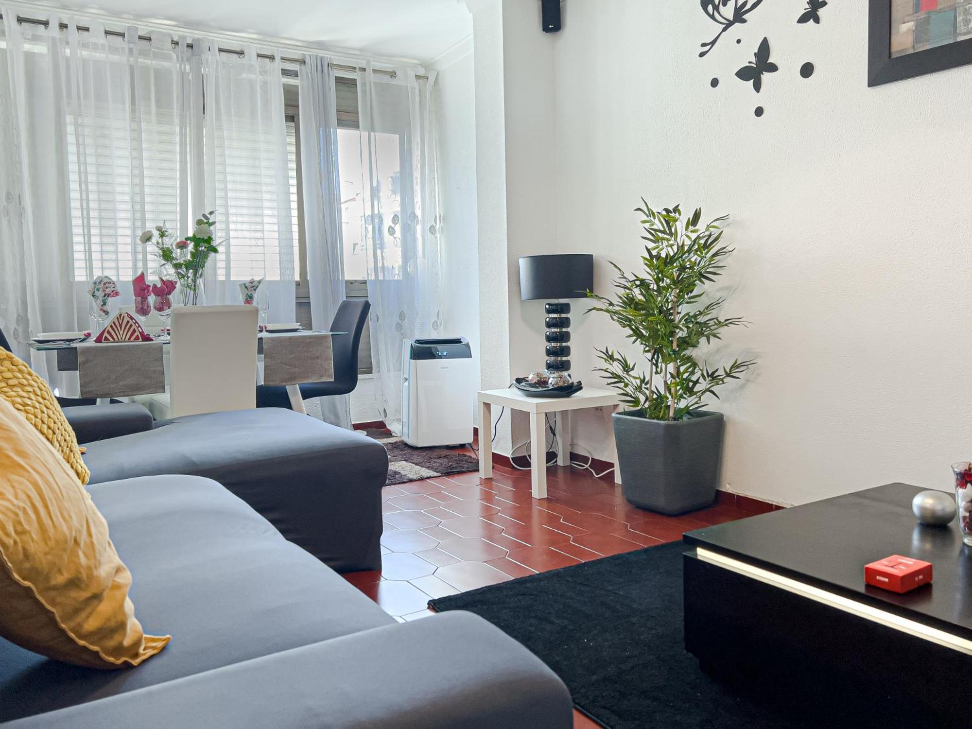 Family-friendly And Cozy 3-bedroom In Apartment Lisbon