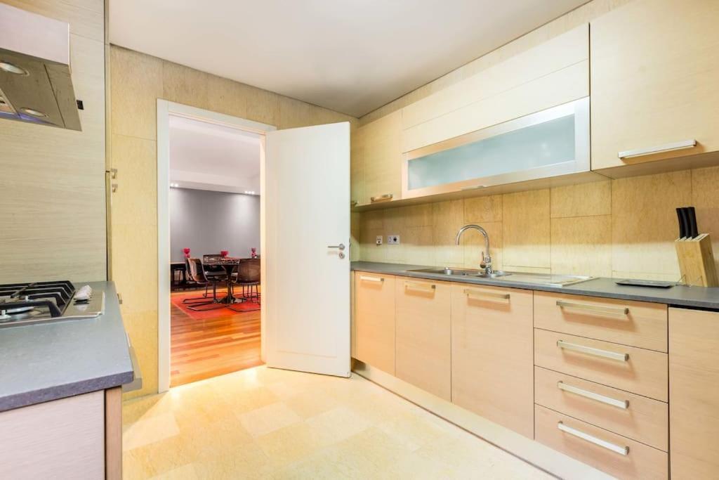 Chiado Deluxe Terrace 3 Bedroom Lisboa