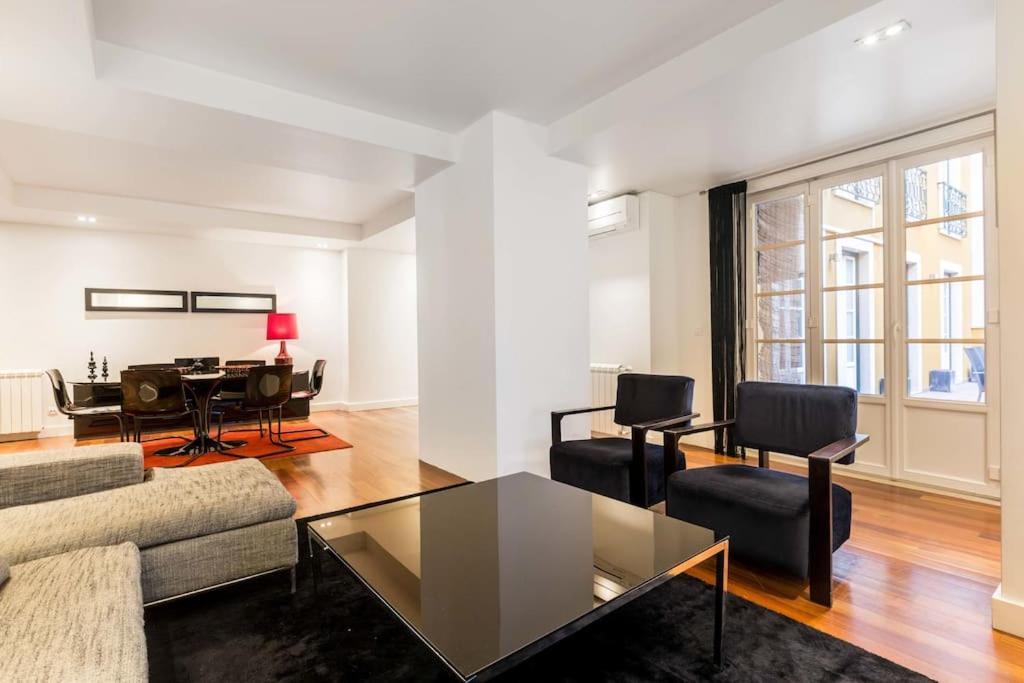 Apartamento Chiado Deluxe Terrace 3 Bedroom