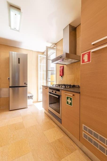 Apartamento Chiado Deluxe Terrace 3 Bedroom *