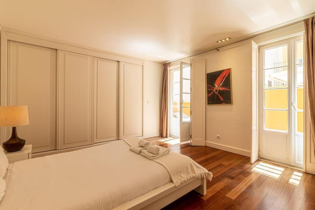 Chiado Deluxe Terrace 3 Bedroom Apartamento
