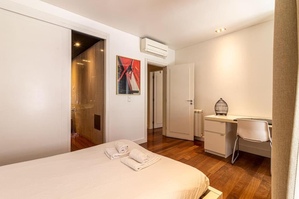 Chiado Deluxe Terrace 3 Bedroom * Lisboa