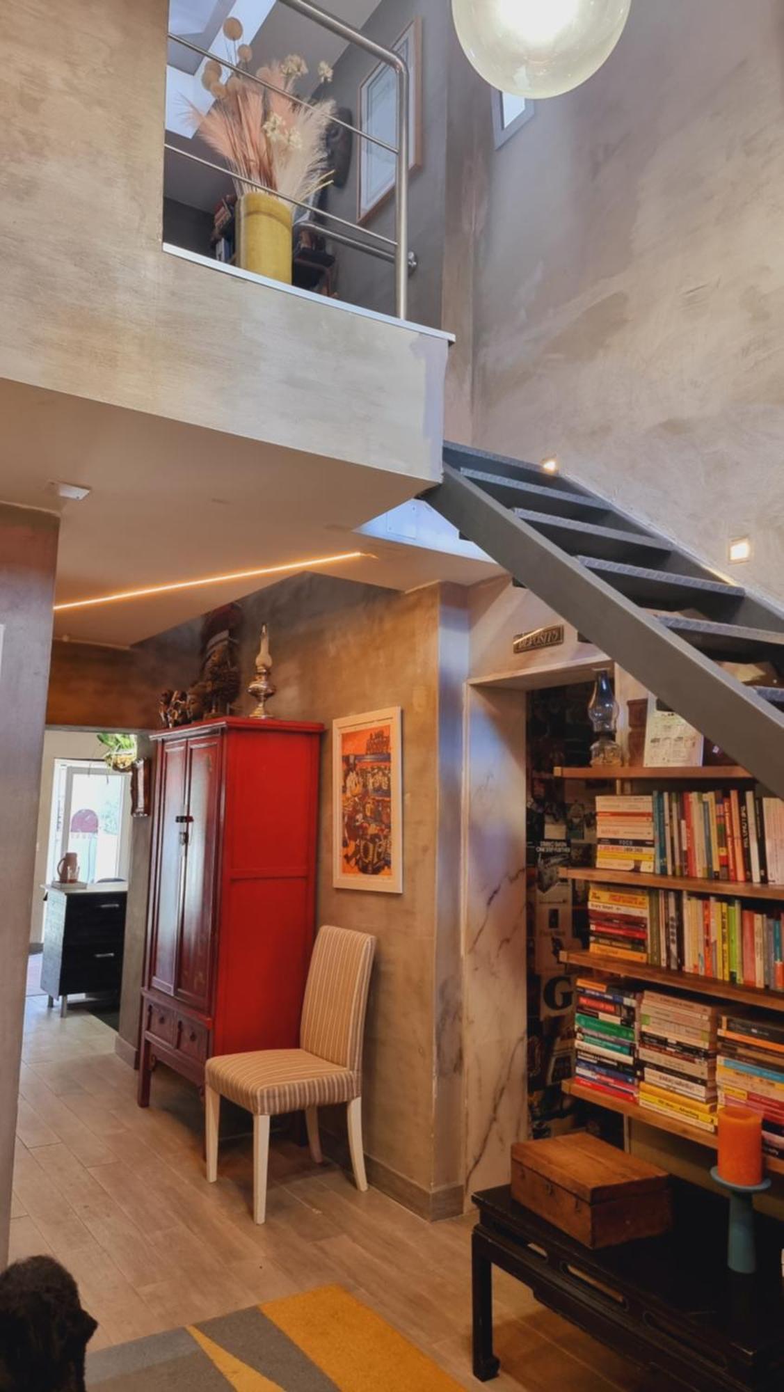 The Coolest Place Near The Airport! Habitación en casa particular *