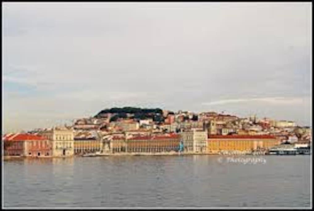 Charming Terrace Flat Center And Trendy Location Lisboa