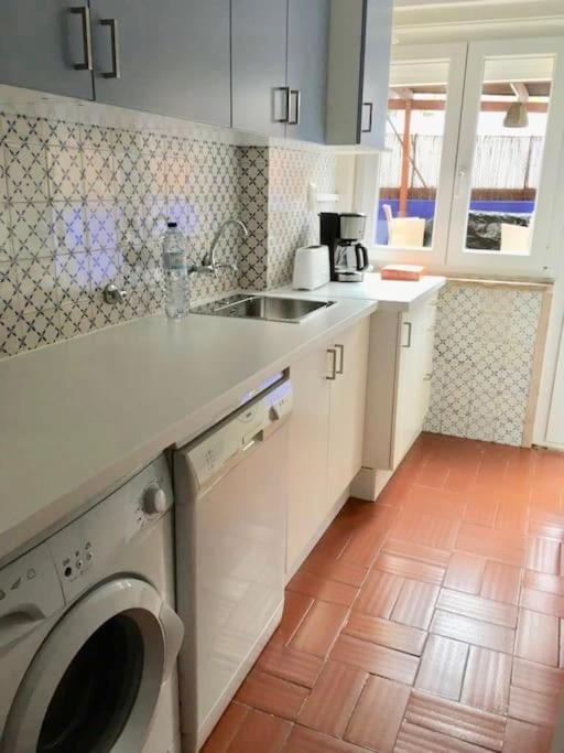 Charming Terrace Flat Center And Trendy Location * Lisboa