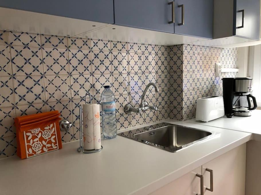 Charming Terrace Flat Center And Trendy Location *