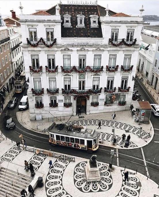 Charming Terrace Flat Center And Trendy Location * Lisboa