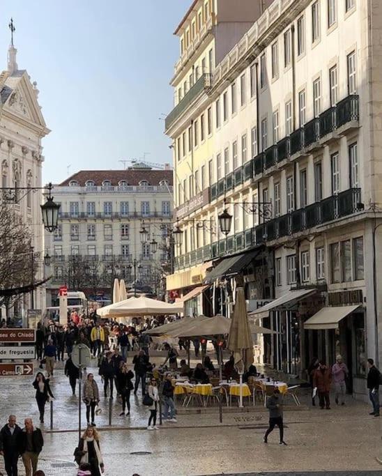 Charming Terrace Flat Center And Trendy Location * Lisboa