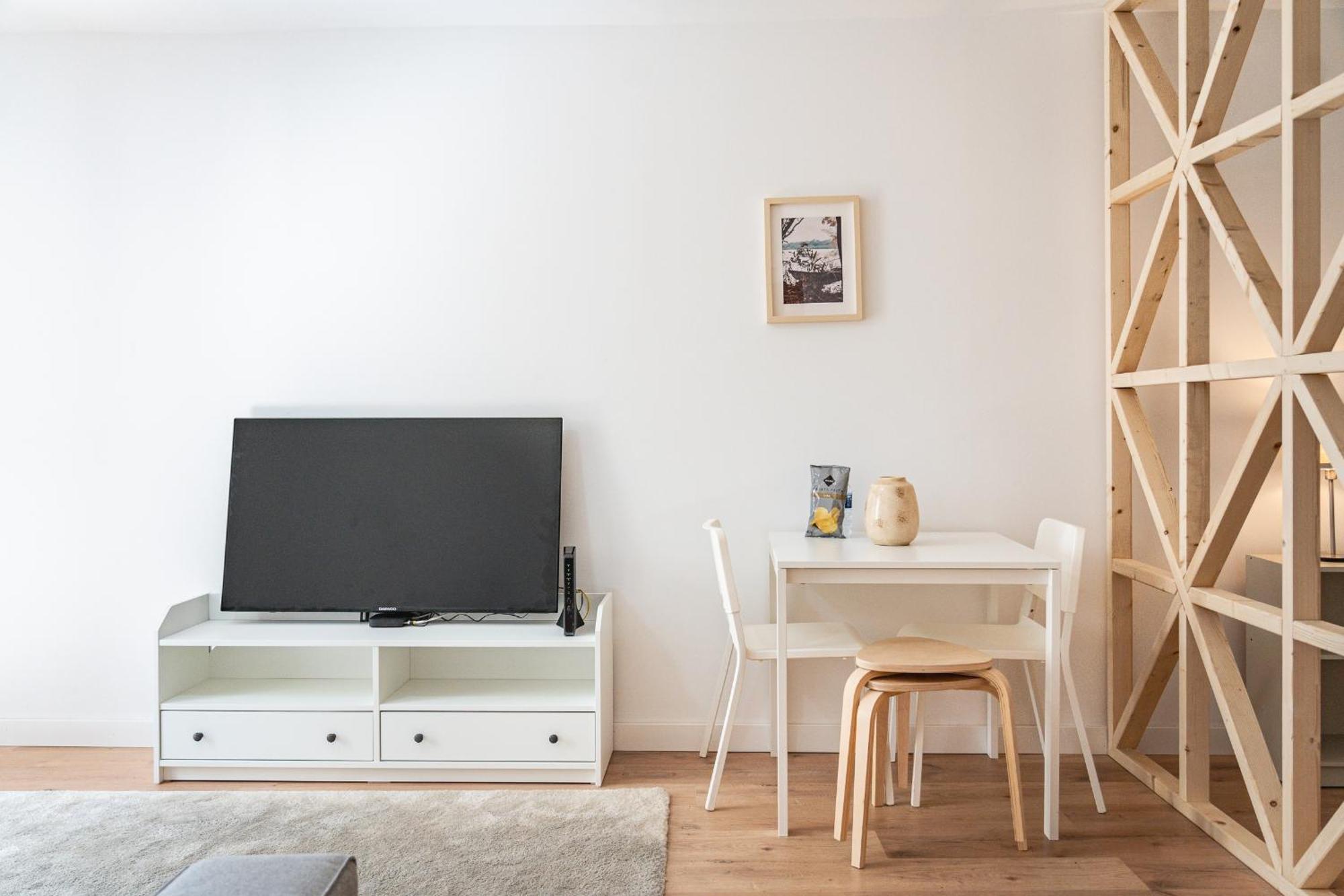 By The River - Alcantara Apartment Lisbon