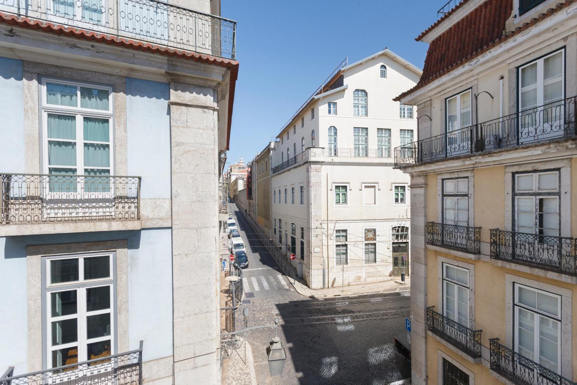 Baixa Chiado Luxury Bedrooms *