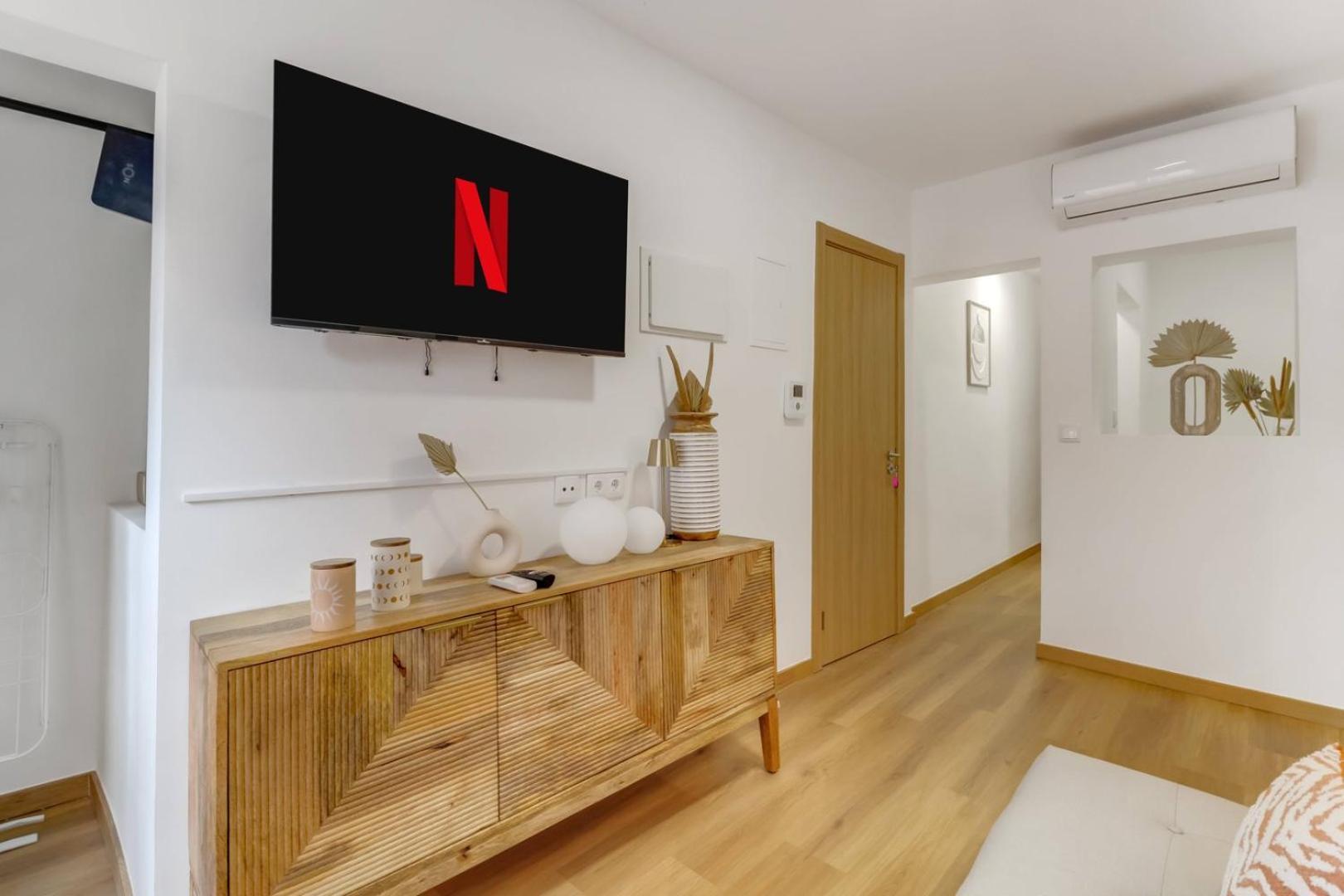 2br Renovated Heart Of Santos W/ Ac | By Airnest Lisboa