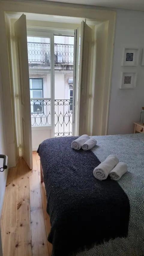 Private In Baixa With Balcony Habitación en casa particular Lisboa