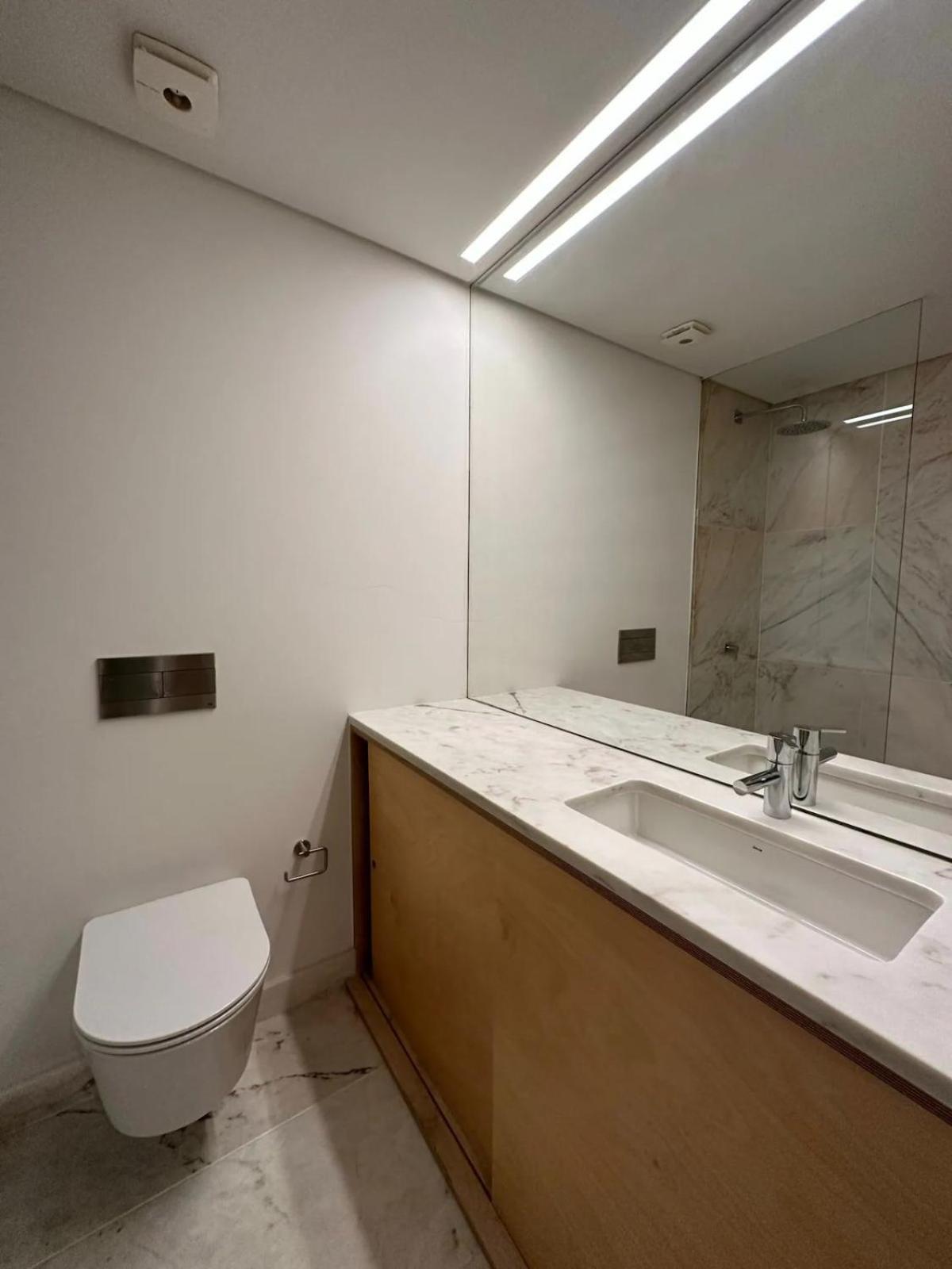 Private In Baixa With Balcony Habitación en casa particular Lisboa
