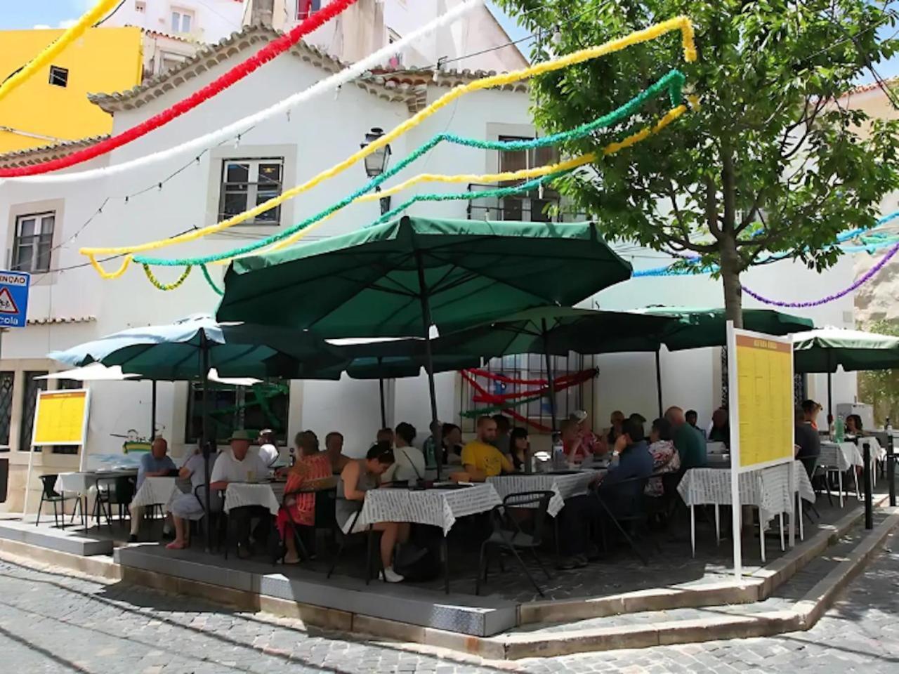 Apartamento Alfama, The Heart Of Fado - Minutes From Tram 28 Lisboa
