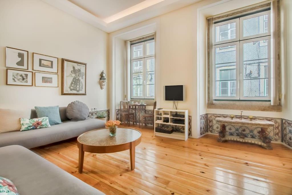 Correeiros Downtown Flat * Lisbon