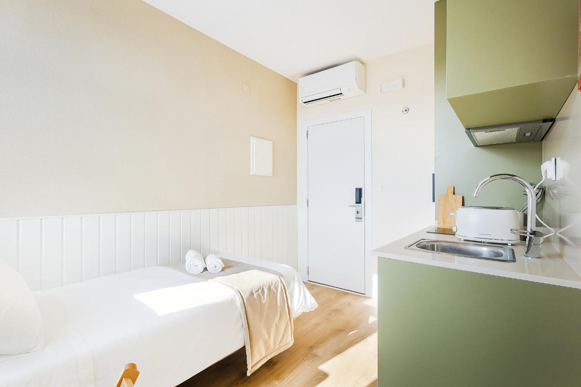 Metropolitan Living - Campolide Apartment *