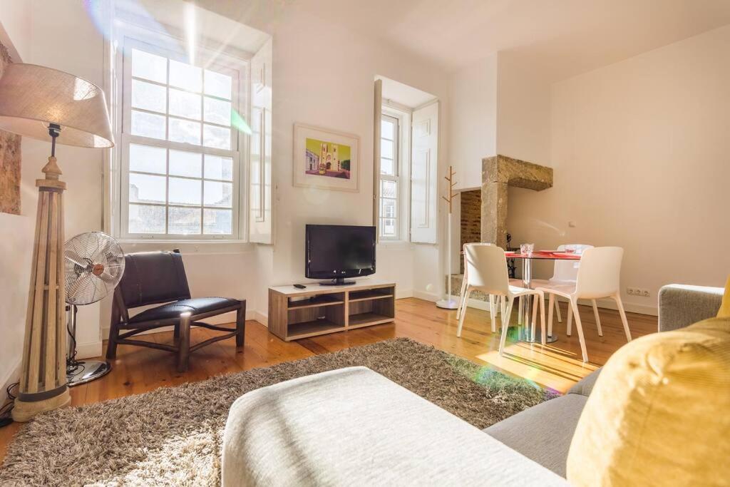 Apartamento 1br Downtown At Sao Mamede