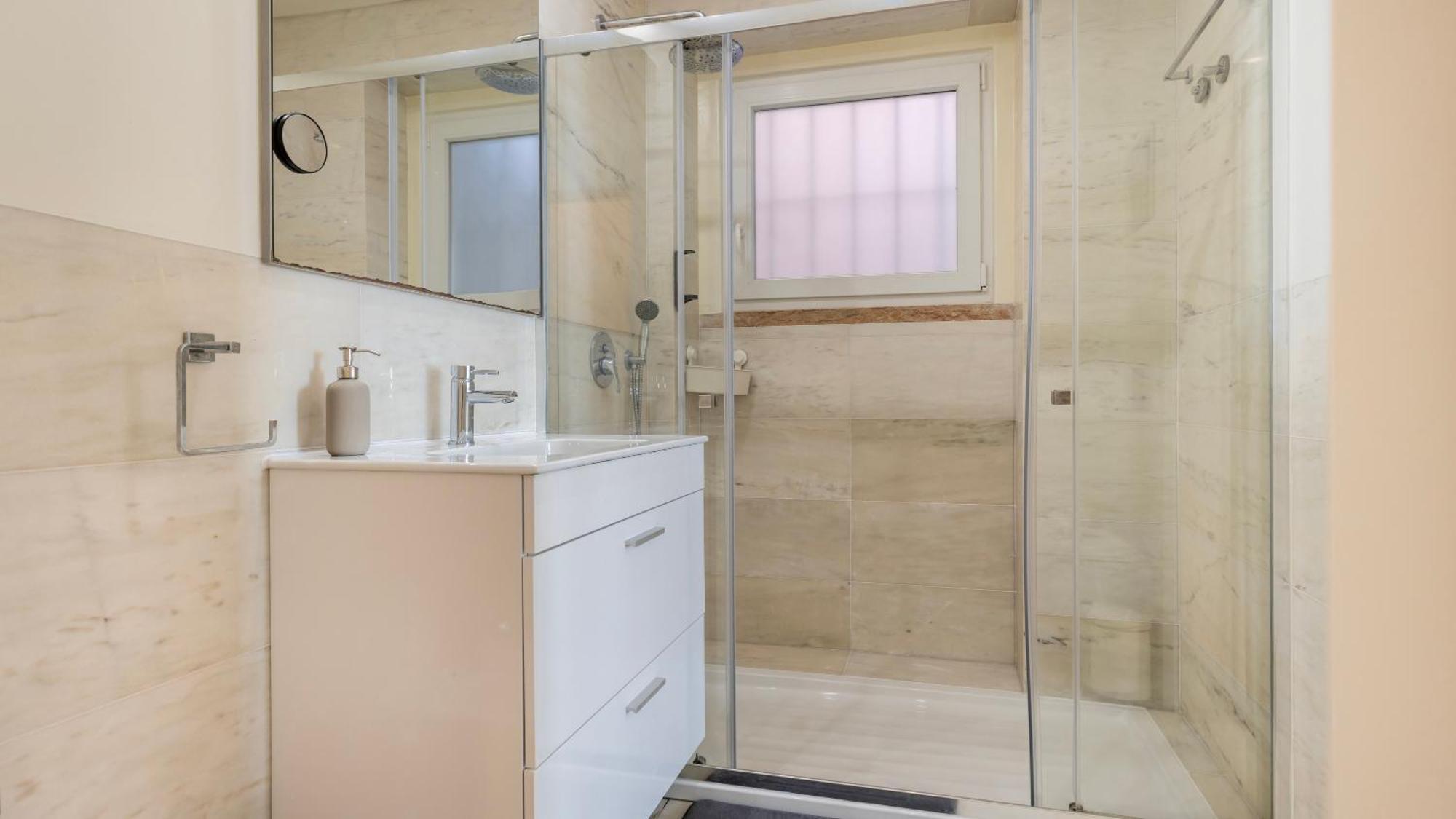 Homely 2bdr With Terrace By Lovelystay Apartment Lisbon