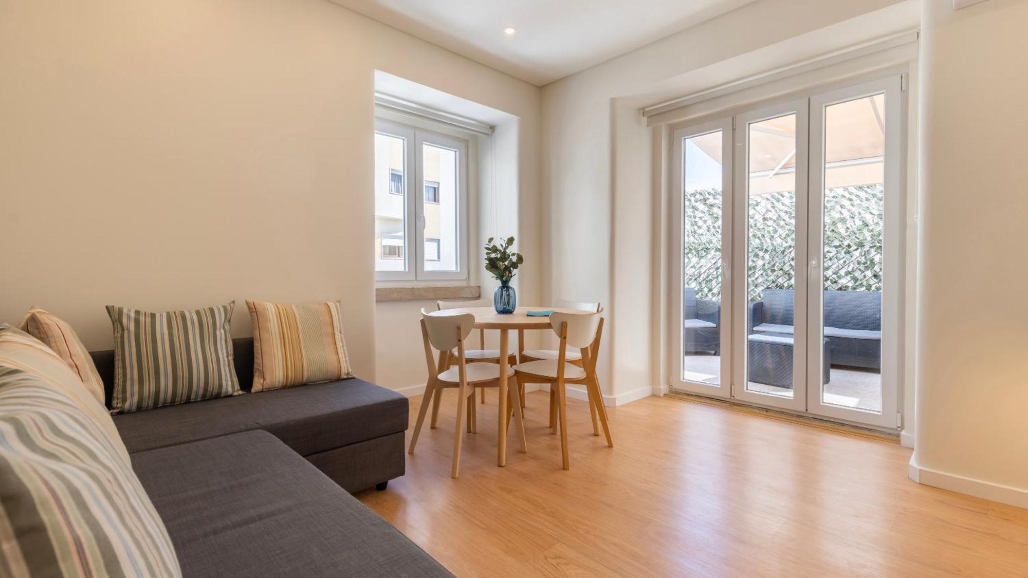 Homely 2bdr With Terrace By Lovelystay Lisbon