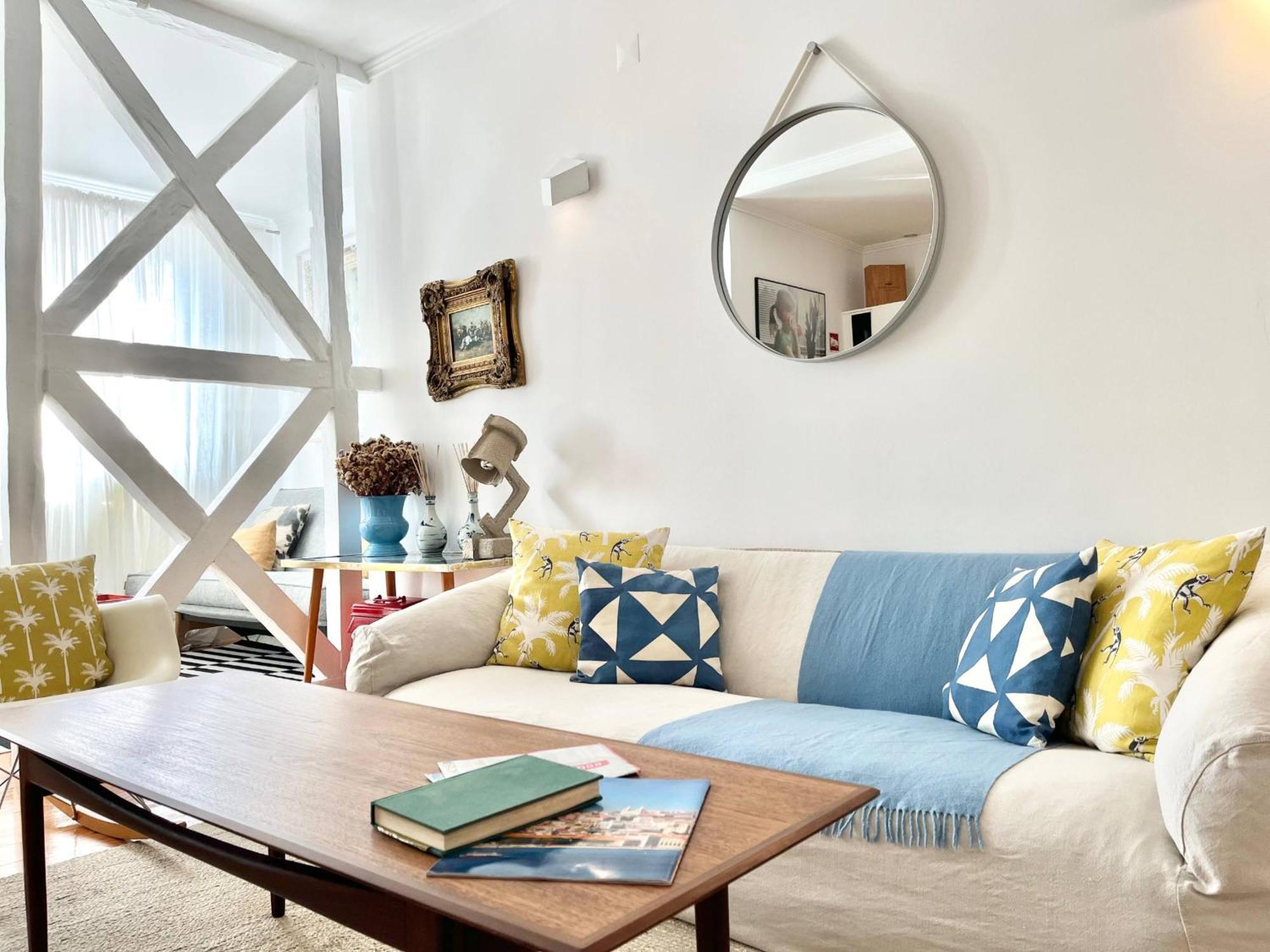 Alarco - Alfama River Loft - 55753 Al