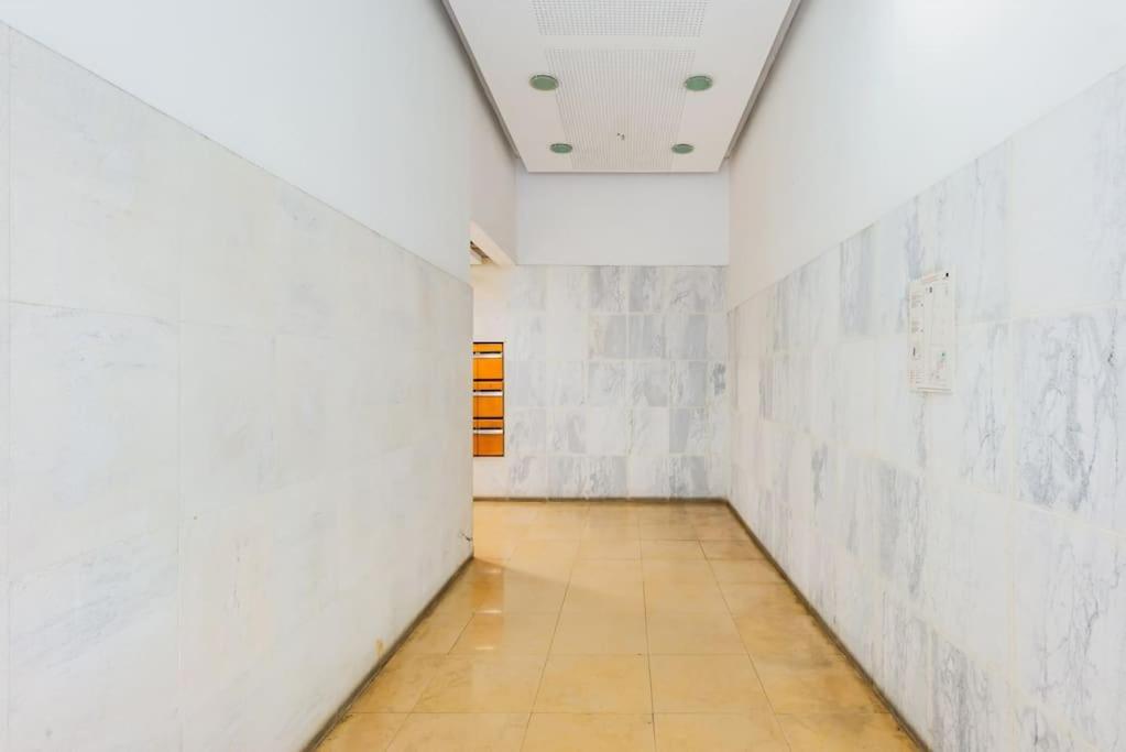 Lay Your At Avenida Da Liberdade Lisboa