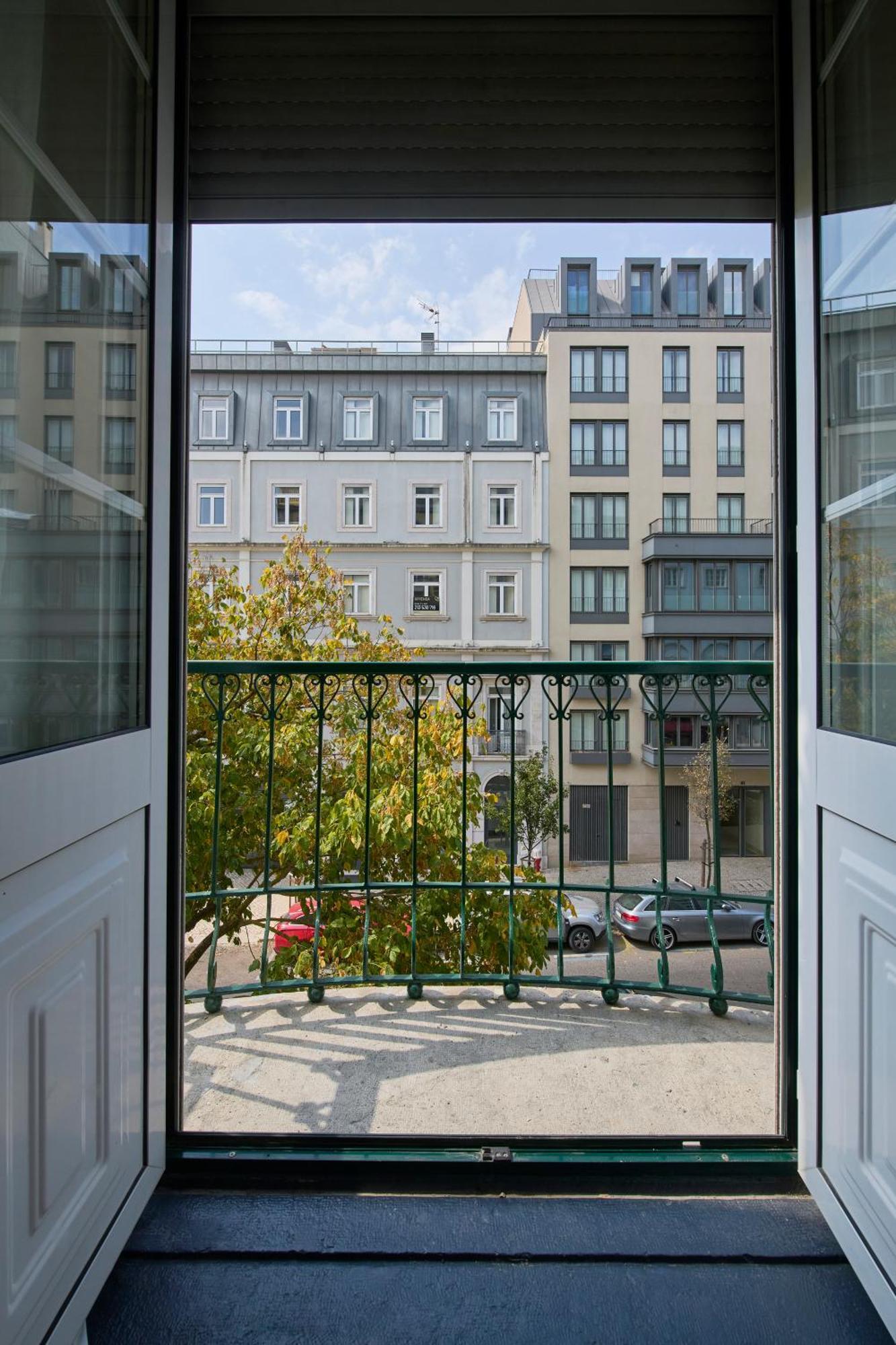 Elegance Avenue Lisbon