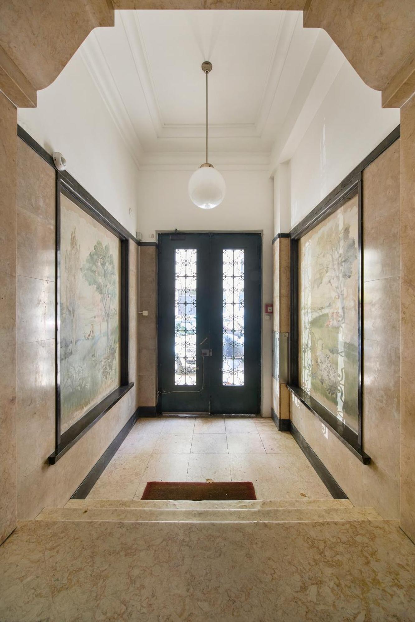 Elegance Avenue Apartment Lisbon