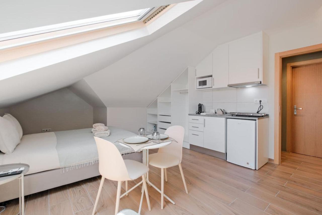 Apartamento Lovely Fully Equipped Near Subway N10 - Shared Bathroom With Another