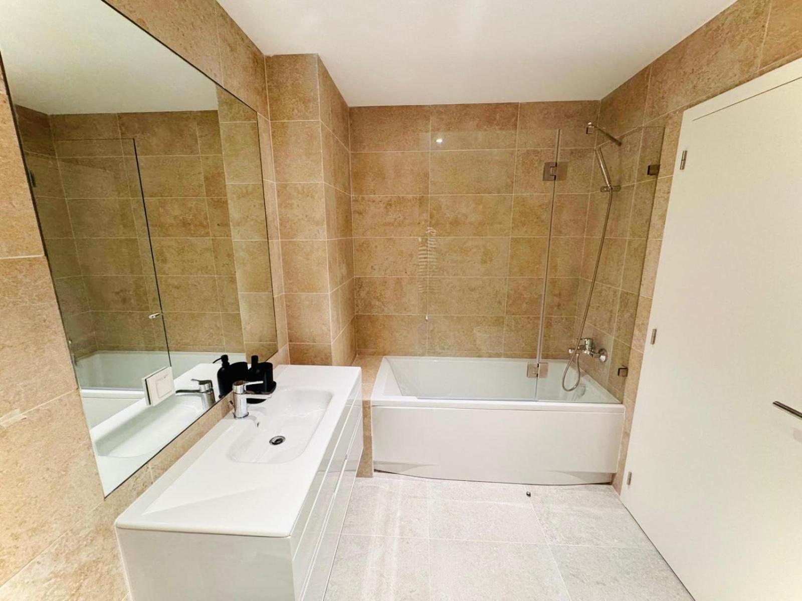 Apartamento Pink House Ii Beautiful 2 Bedroom Flat In City Center *