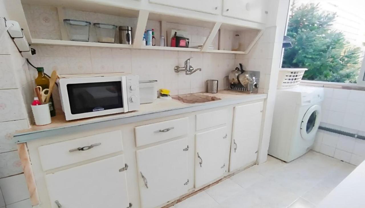 Cama Queen Benfica Em Familiar - Casa De Banho Compartilhada - Temos Cao Habitación en casa particular *