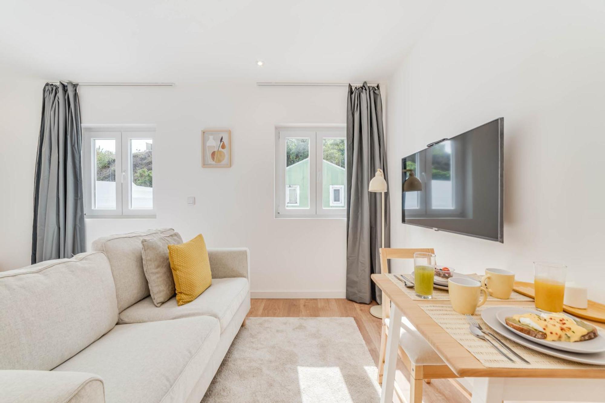 Blue Charm - Campolide Apartamento *