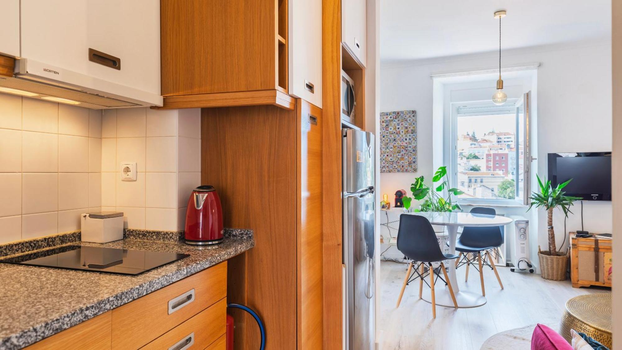 Apartment Sunny Design In Praca Flores By Lovelystay *