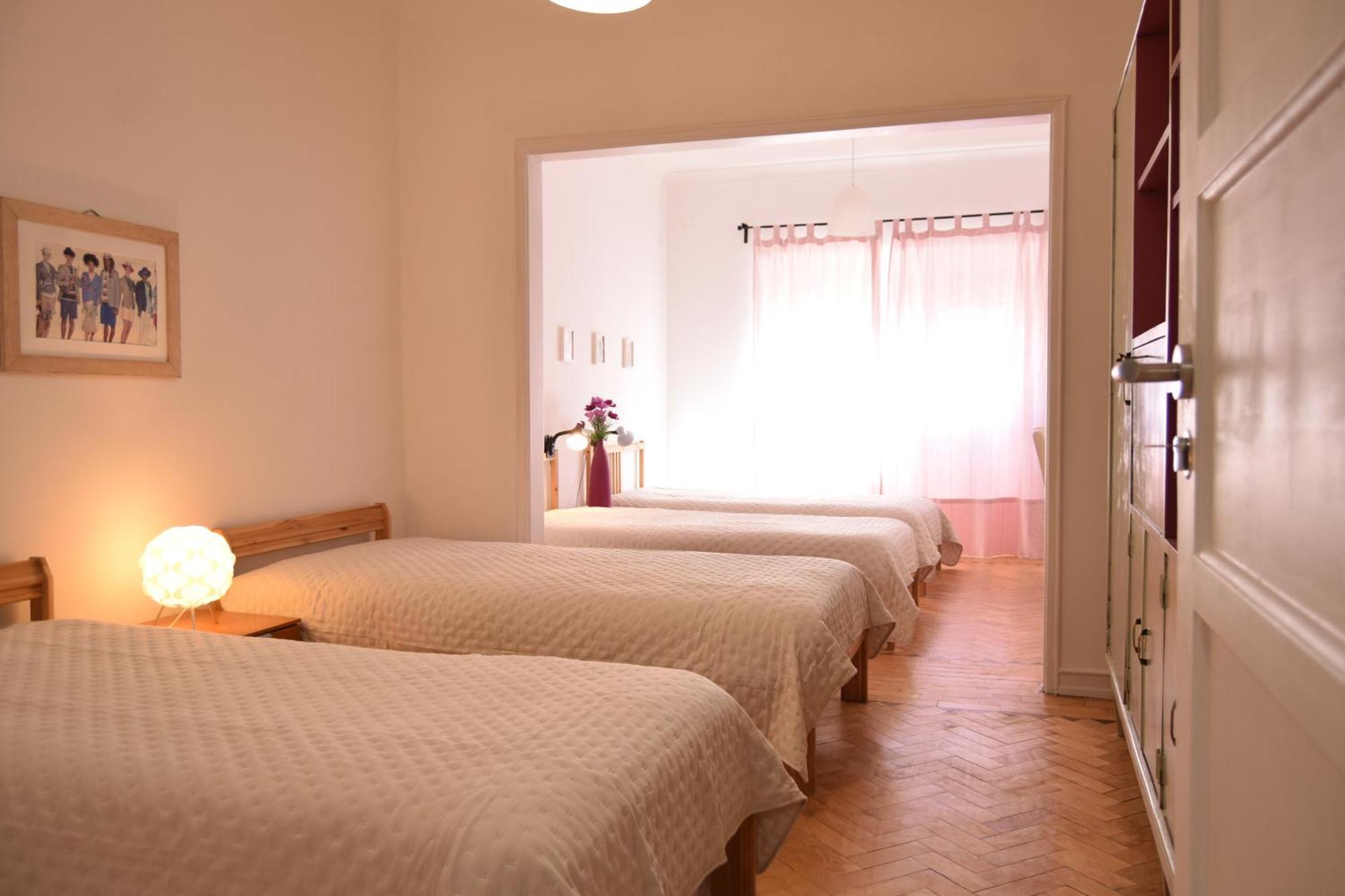 Young Habitación en casa particular
