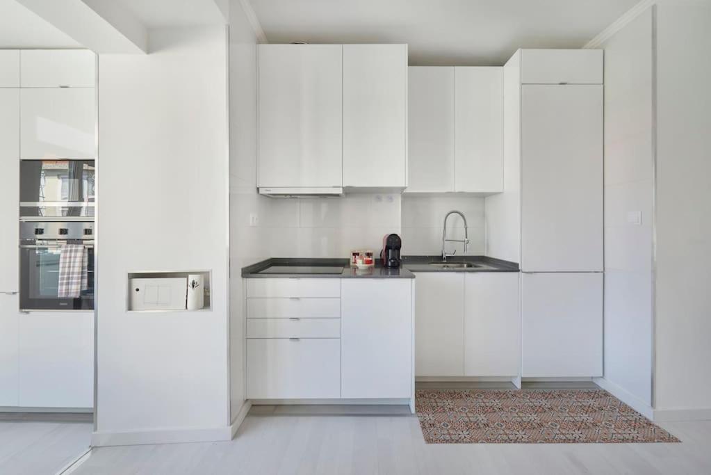 Apartamento Bright Brand In Center With Ac Lisboa