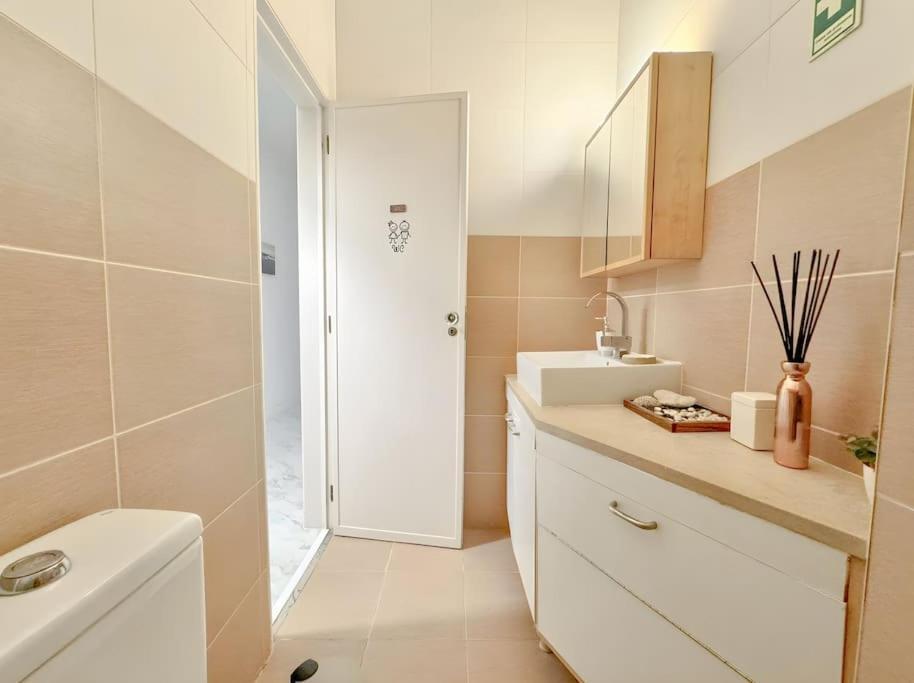 Pascoal De Melo Flat By Homeful Homes Apartamento *