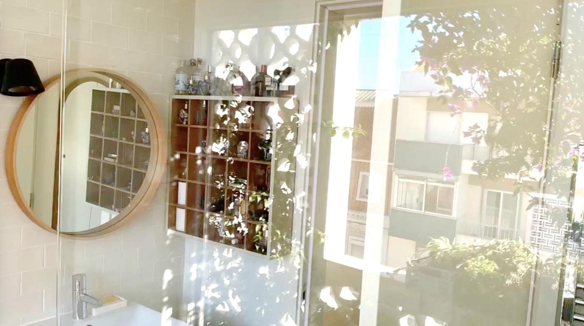 Bed and breakfast Avec Salle De Bain Privee Et Balcon Vegetal A Lisbonne Amoreiras *