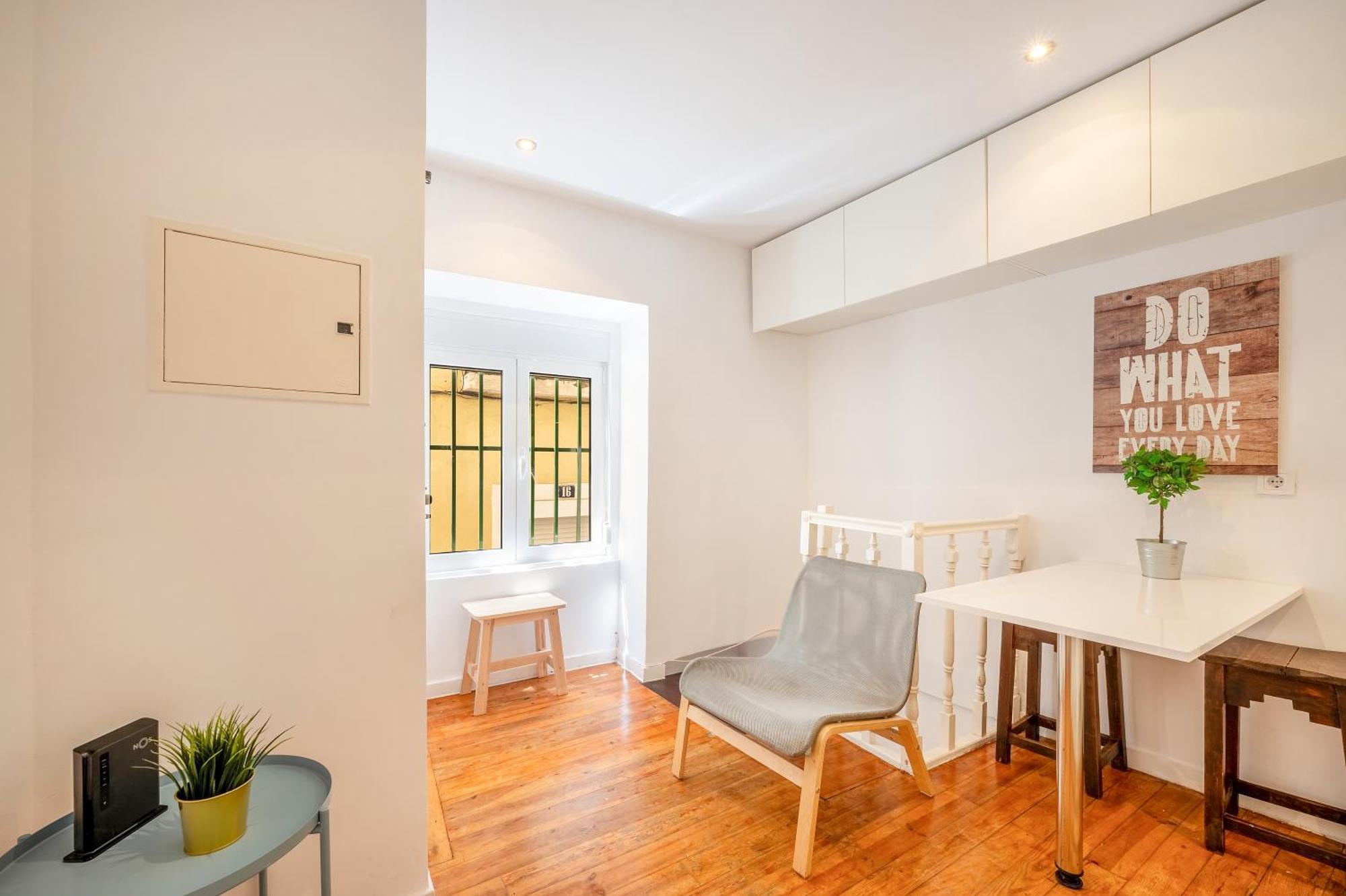 Cozy Getaway In Alfama By Lovelystay Apartamento Lisboa