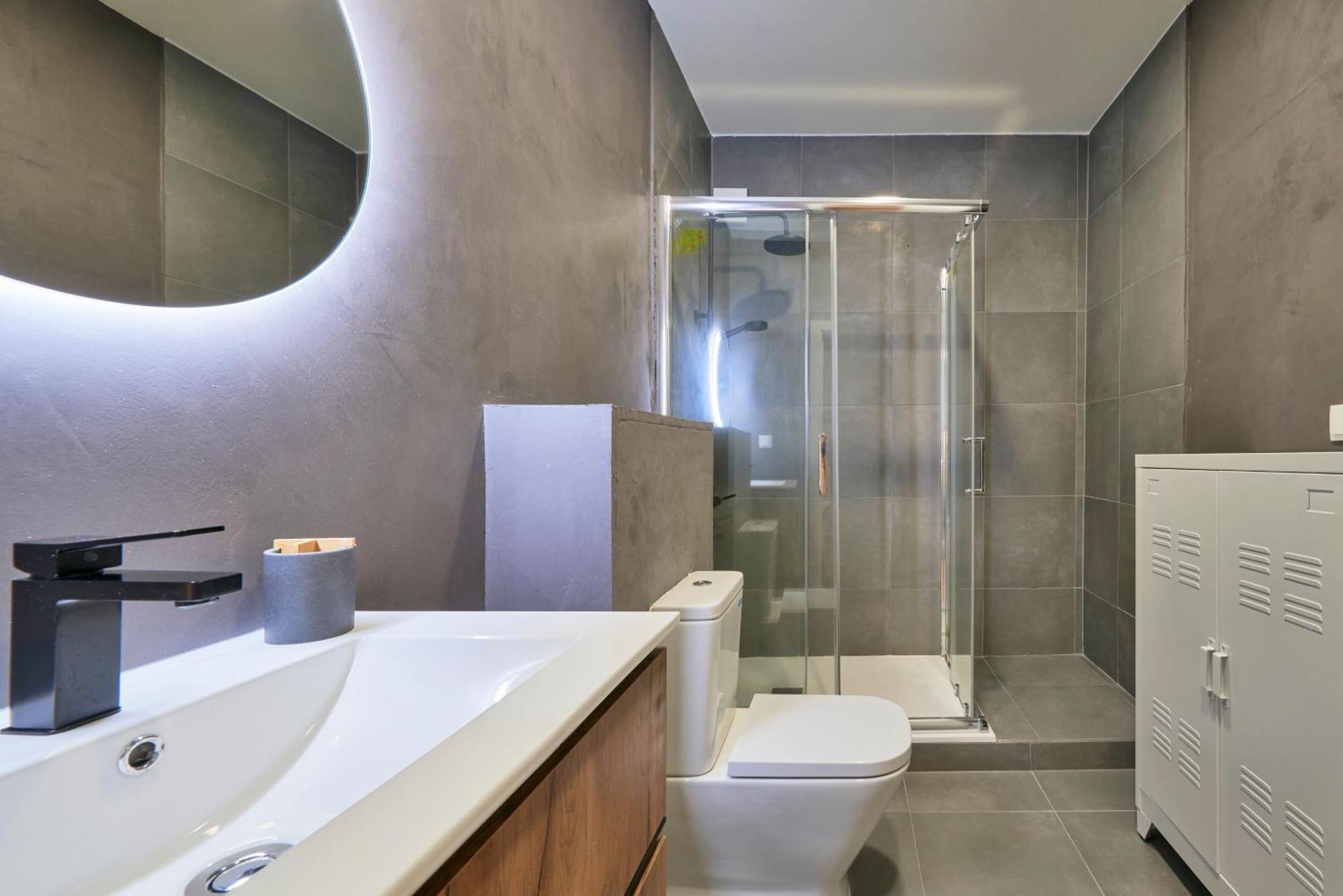Modern 2 Bed In Campolide Near Amoreiras * Lisboa