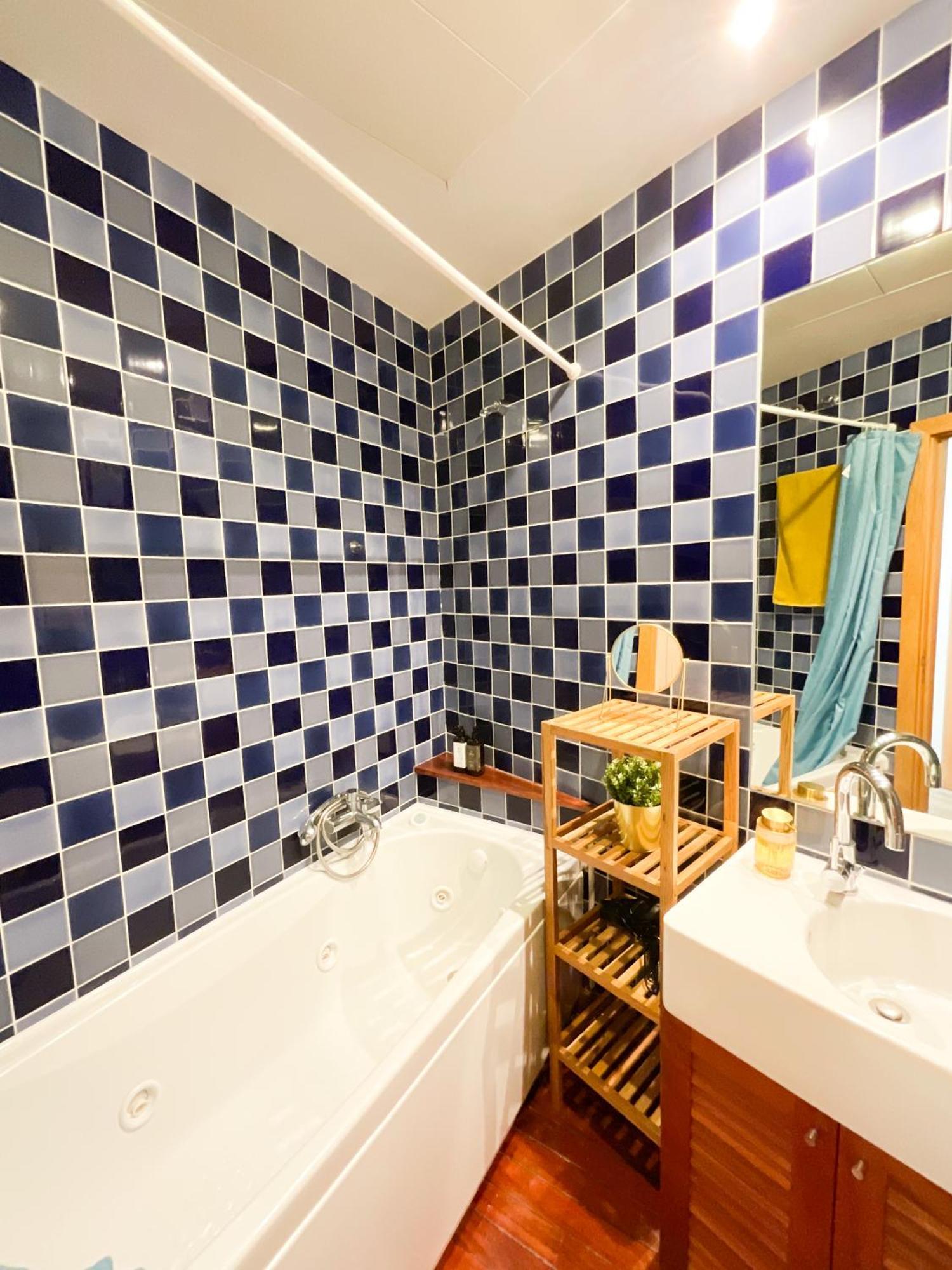 Luxury In Chiado 1 Br * Lisboa