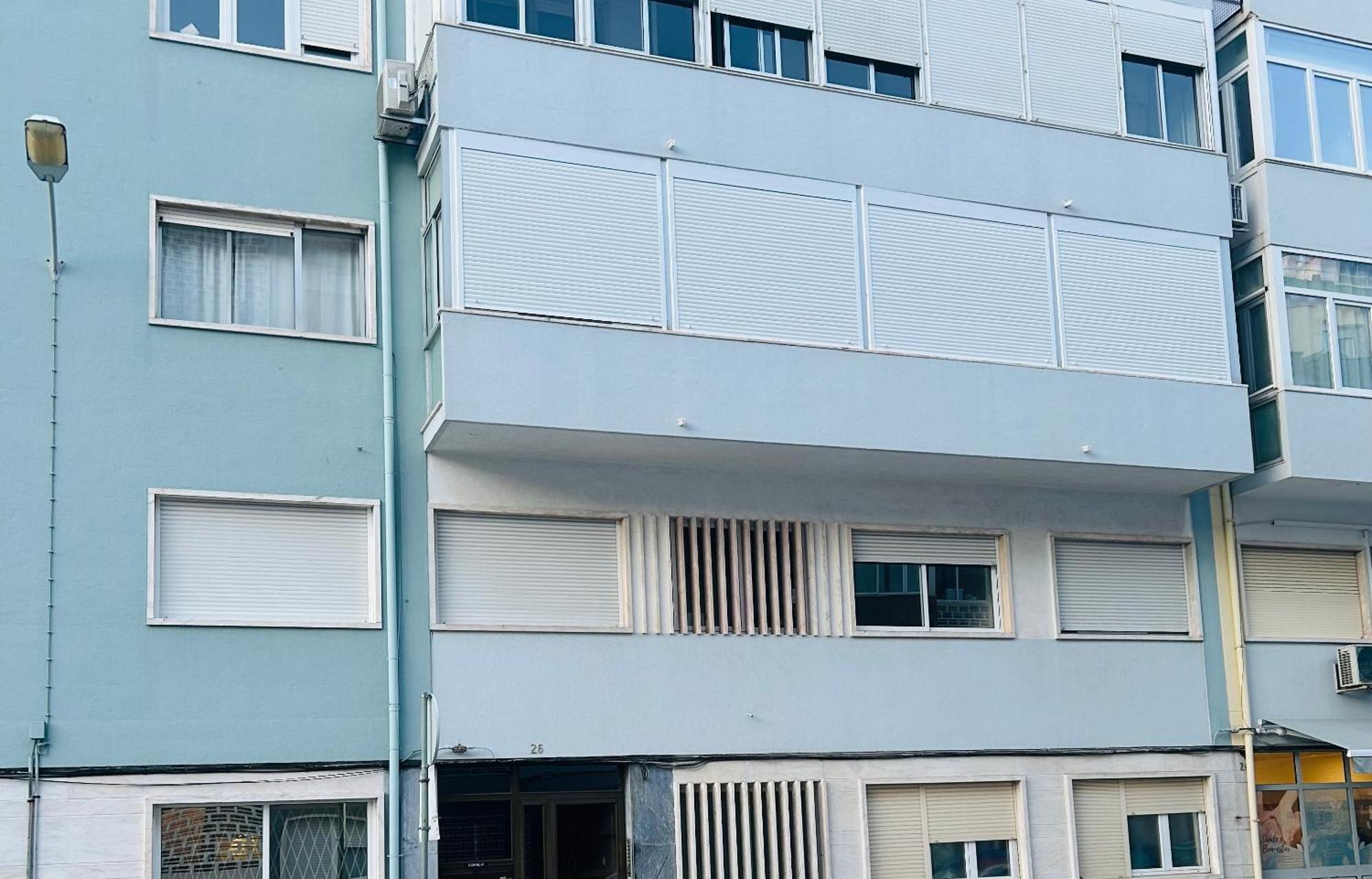 Familiar Em Zona Histórica De Apartamento