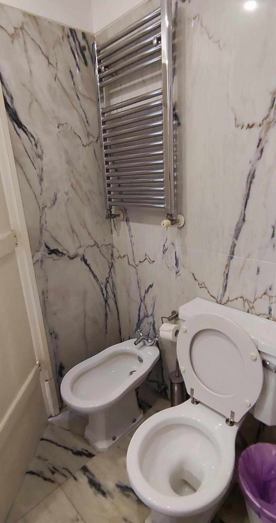 Habitación en casa particular Quartos No Bairro Alto De Em Acomodacao Partilhada *