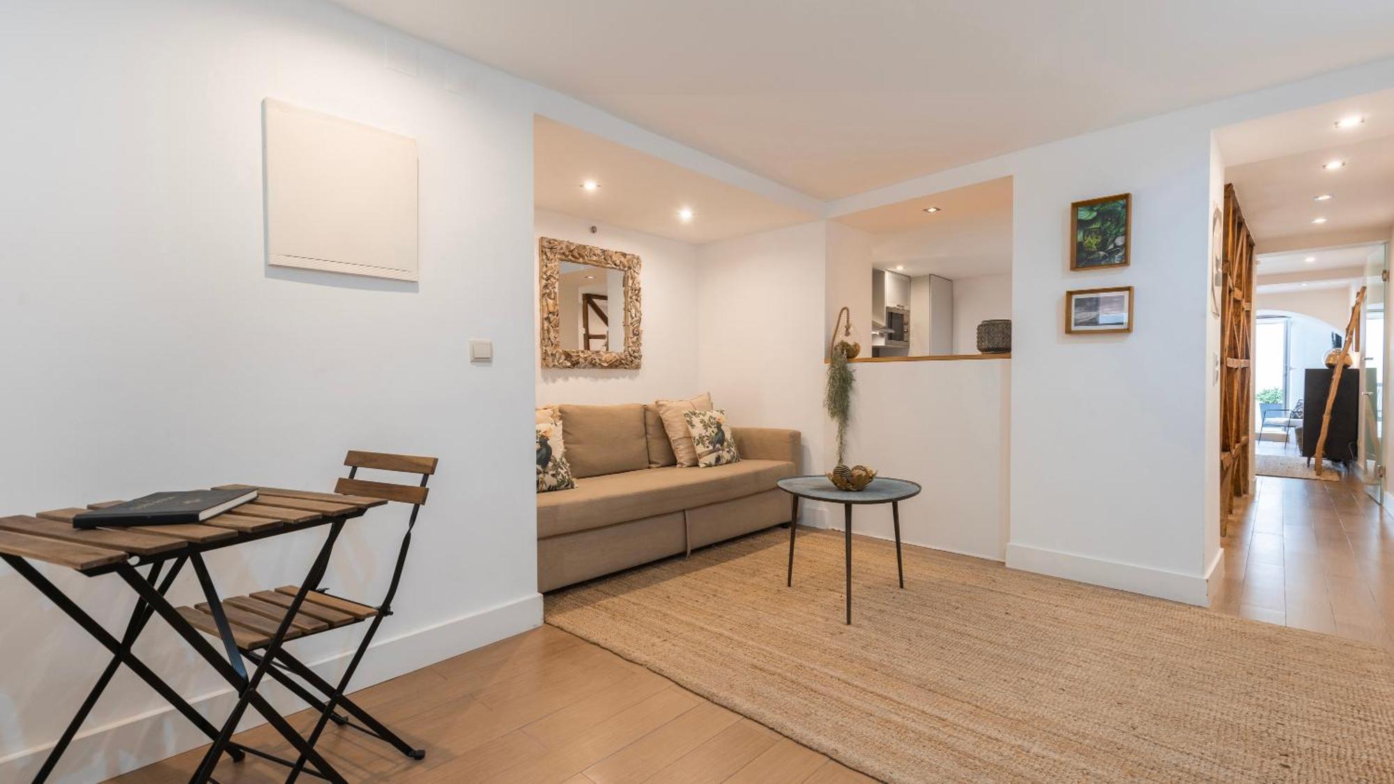 1bdr With Terrace In Alfama Centre By Lovelystay *