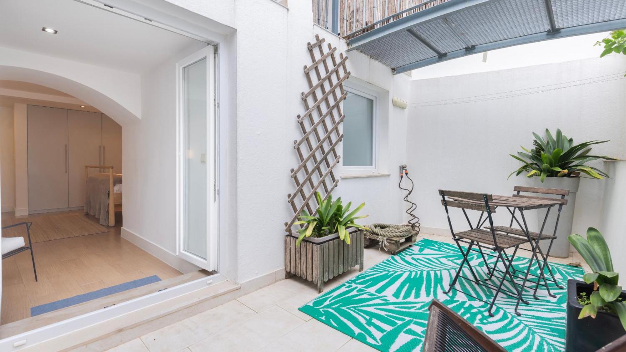 1bdr With Terrace In Alfama Centre By Lovelystay
