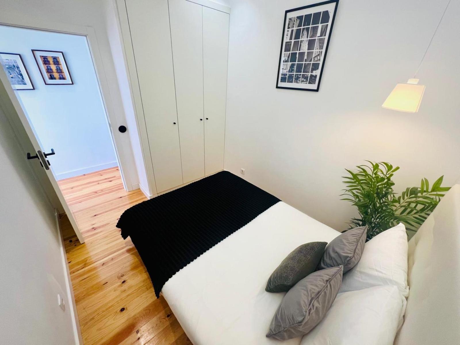 Morais A Stylish Flat For A Memorable Lisbon