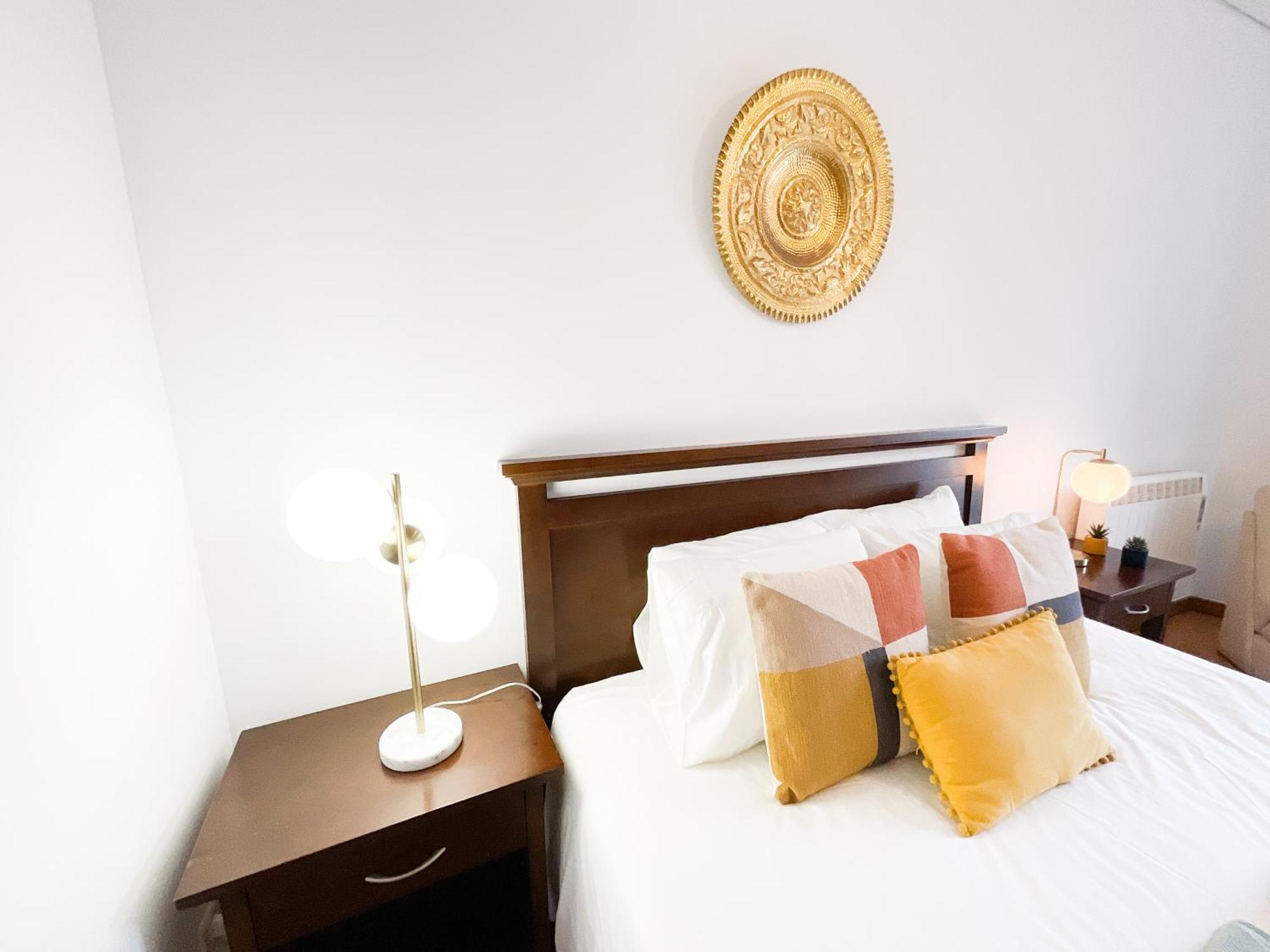 Stunning Luxury In Chiado 1br * Lisboa