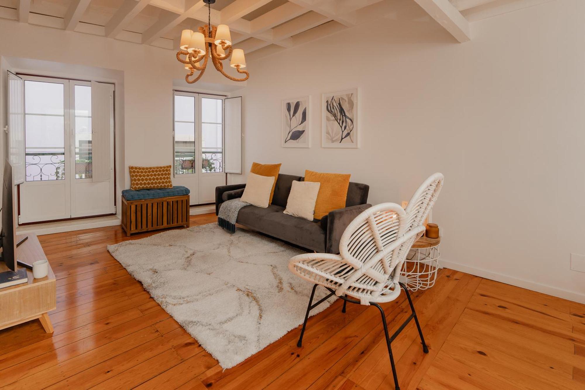 Stylish Getaway In A Mezzanine Flat By The Castle Apartamento *