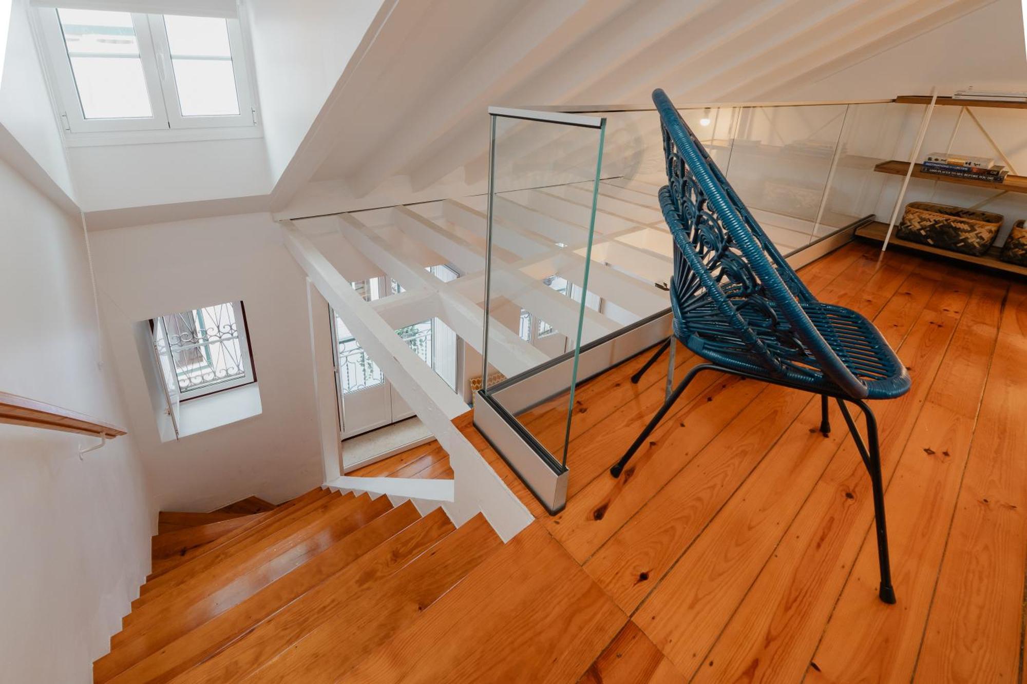 Apartamento Stylish Getaway In A Mezzanine Flat By The Castle