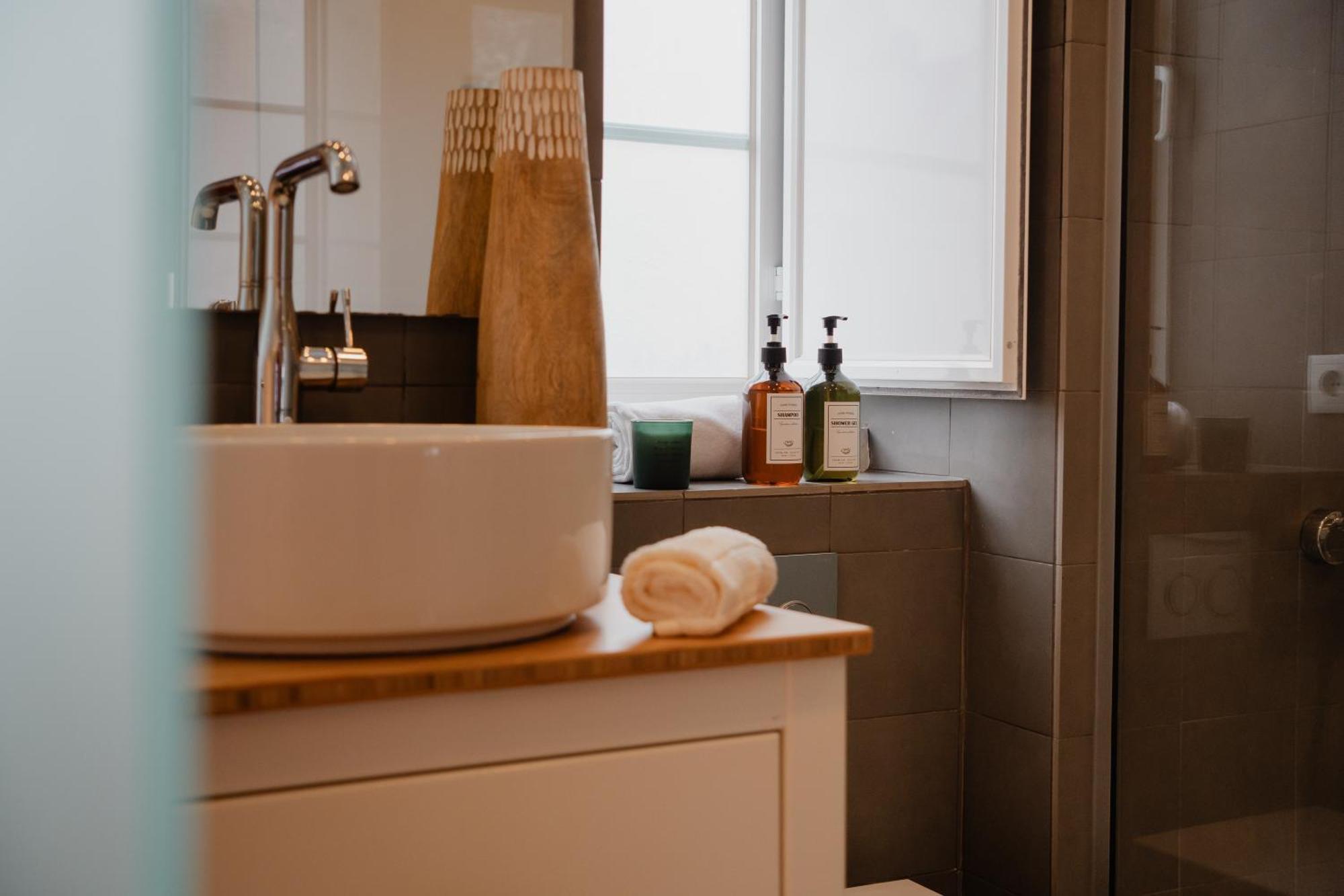 Apartamento Stylish Getaway In A Mezzanine Flat By The Castle Lisboa
