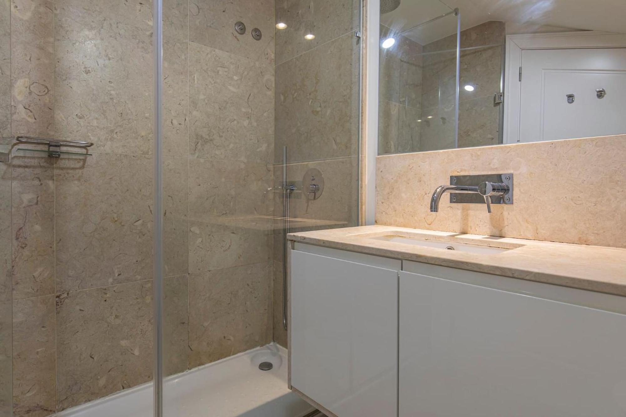 Views By Innkeeper Apartamento